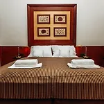 Hotel La Bohemia 4*