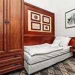 Hotel La Bohemia 4*