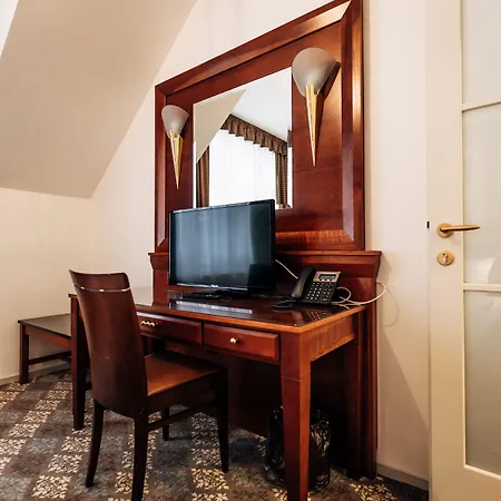 Hotel La Bohemia 4*