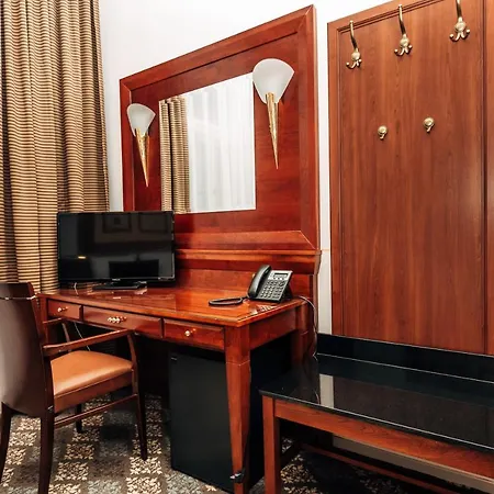 La Bohemia Hotel 4*