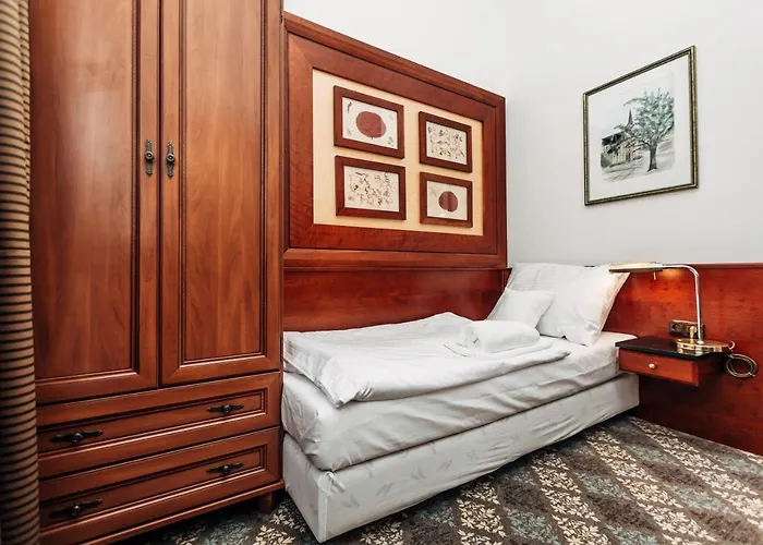 Hotel La Bohemia 4*