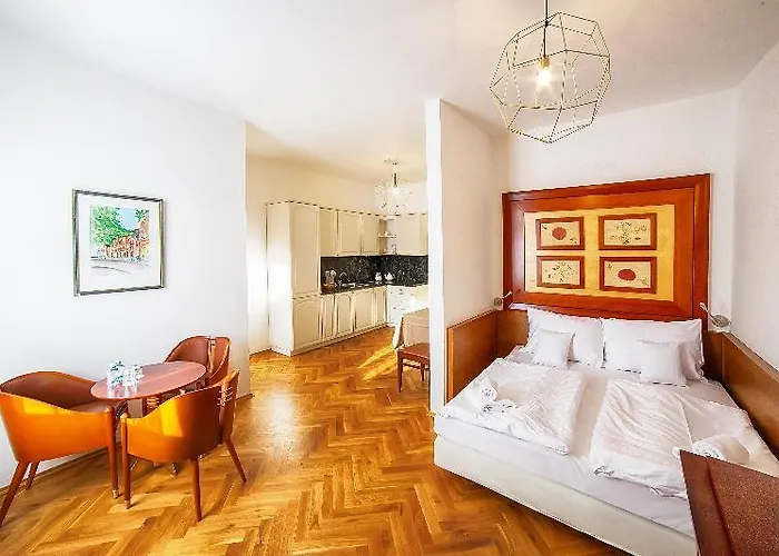 La Bohemia Hotel
