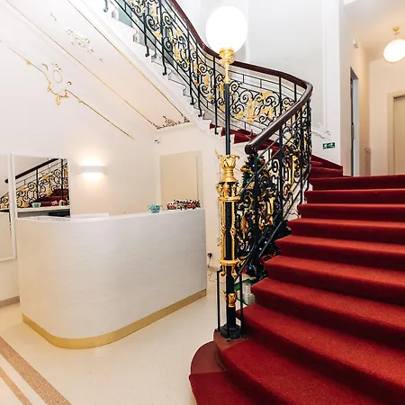 Hotel La Bohemia 4*