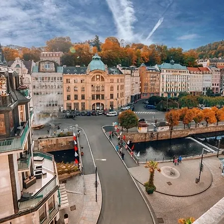 Hotell La Bohemia 4*